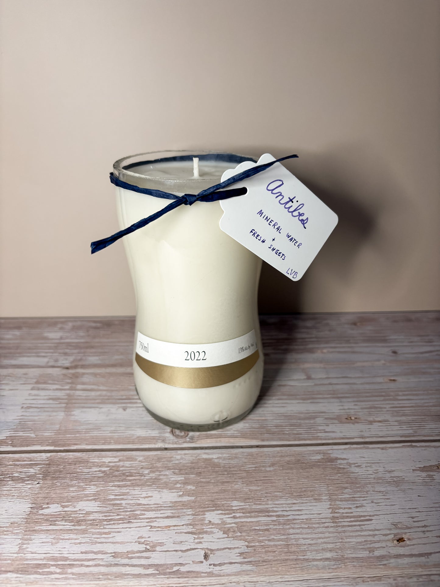 Antibes -- Mineral Water + Fresh Sheets Soy Candle