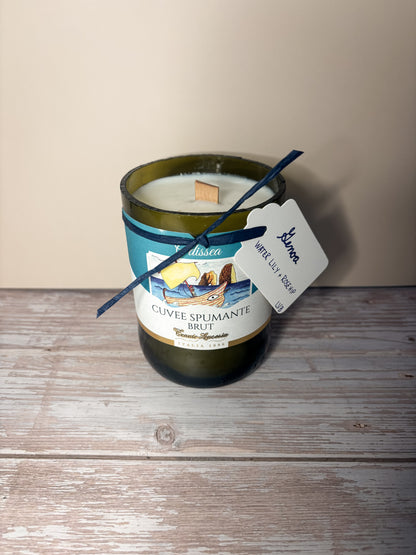 Genoa — Water Lily + Rosehip Soy Woodwick Candle