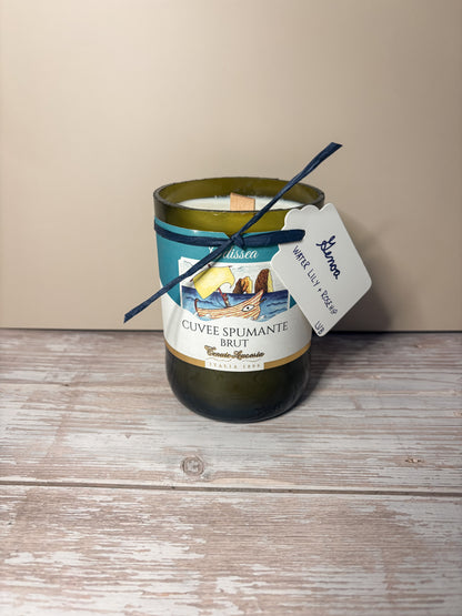 Genoa — Water Lily + Rosehip Soy Woodwick Candle