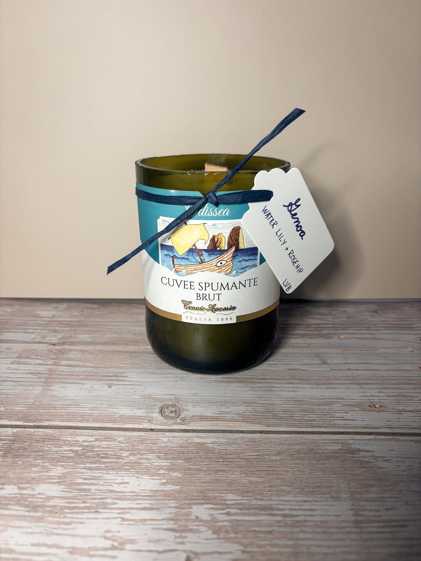 Genoa — Water Lily + Rosehip Soy Woodwick Candle